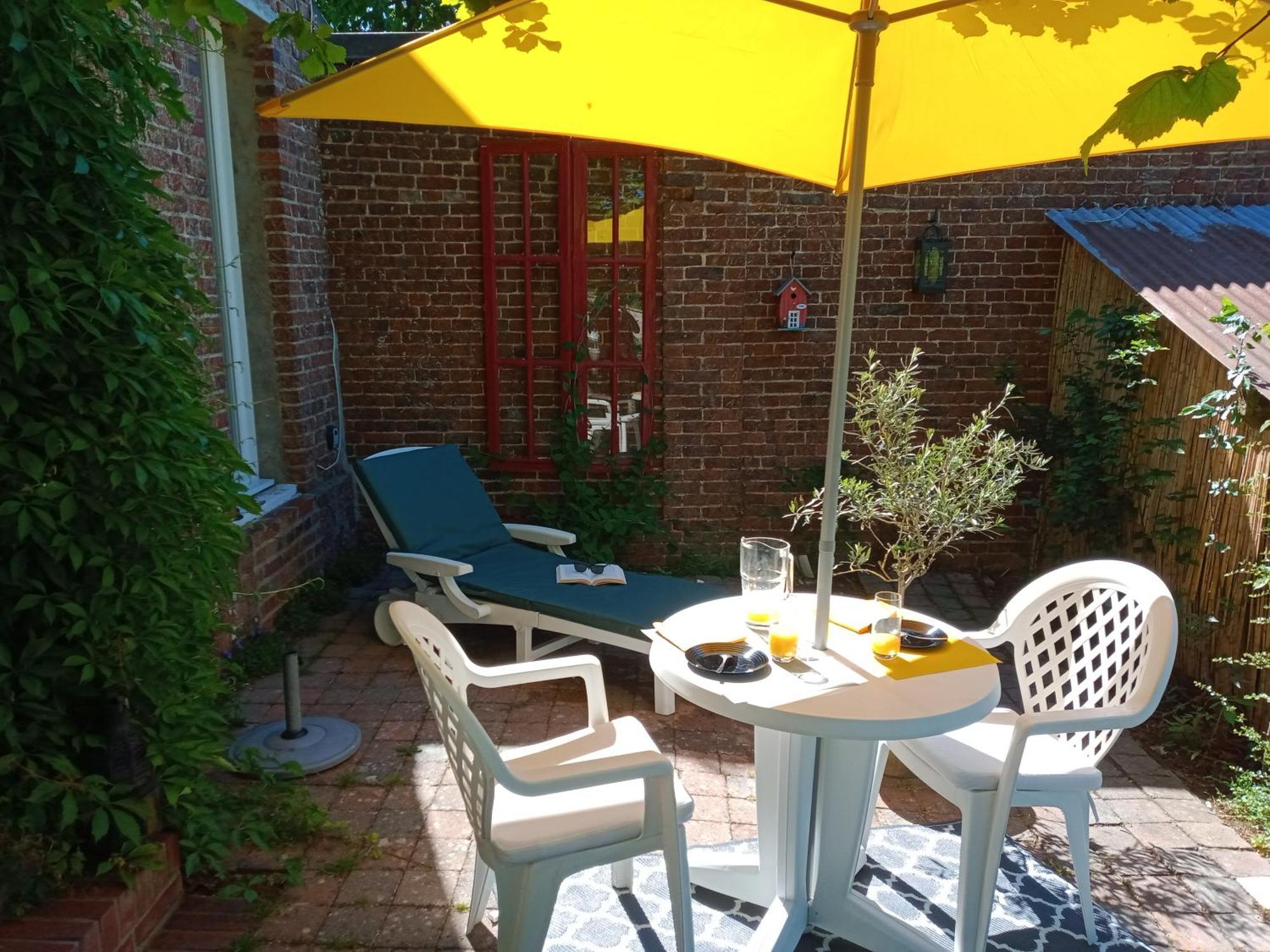 Le Paris Londres Bed and Breakfast Mesnieres-en-Bray Værelse billede